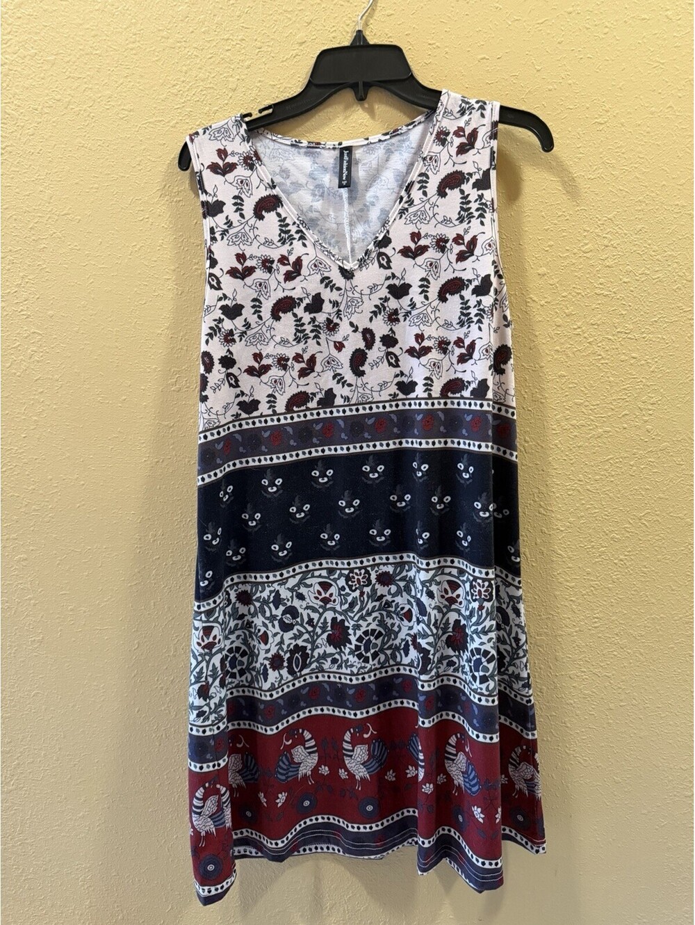 Just Fashion Now Womens Sleeveless Paisley Boho Dress Size Medium